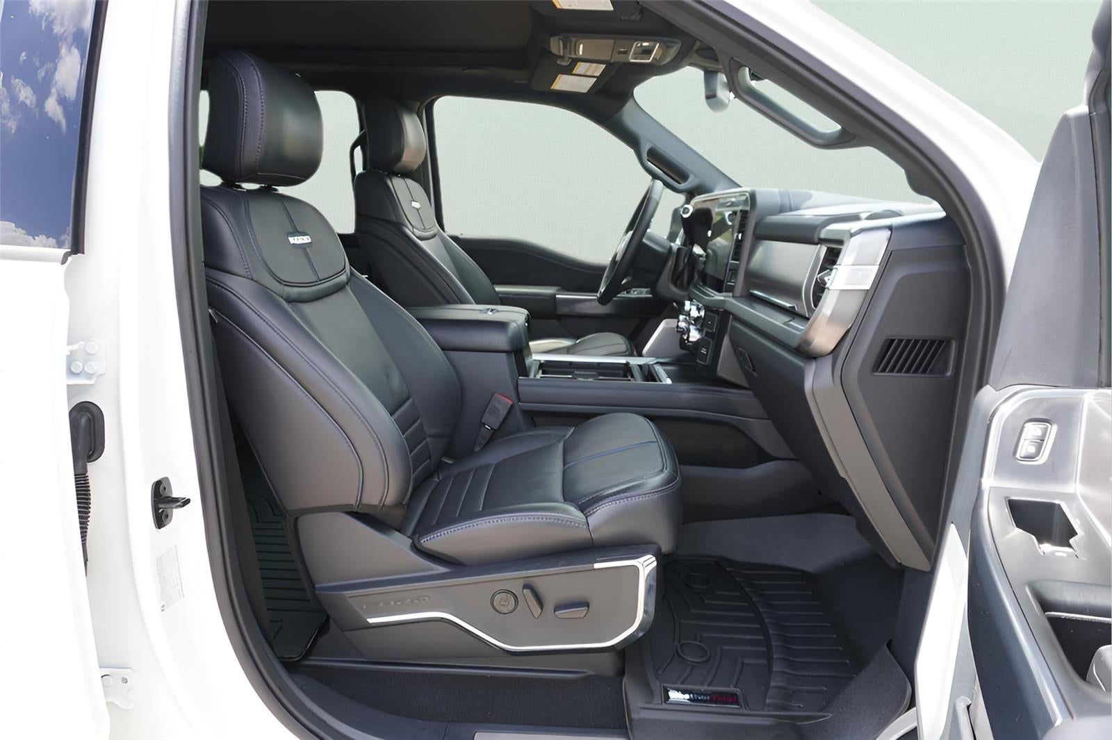 2025 Ford F250 PU Base