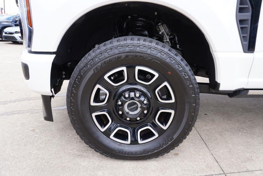 2025 Ford F250 PU Base