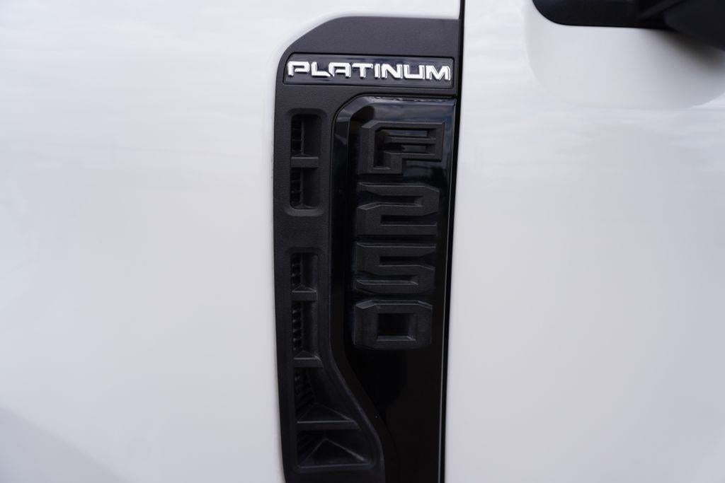 2025 Ford F250 PU Base