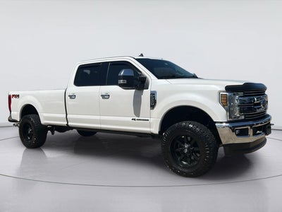 2019 Ford Super Duty F-350 Lariat