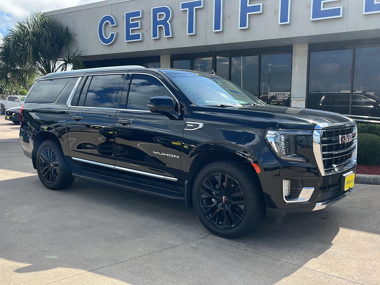 2021 GMC Yukon XL SLT