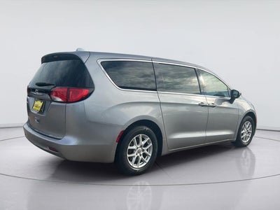 2017 Chrysler Pacifica Touring