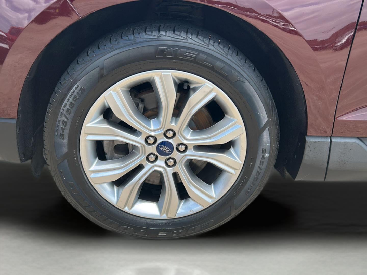 2021 Ford Edge Titanium