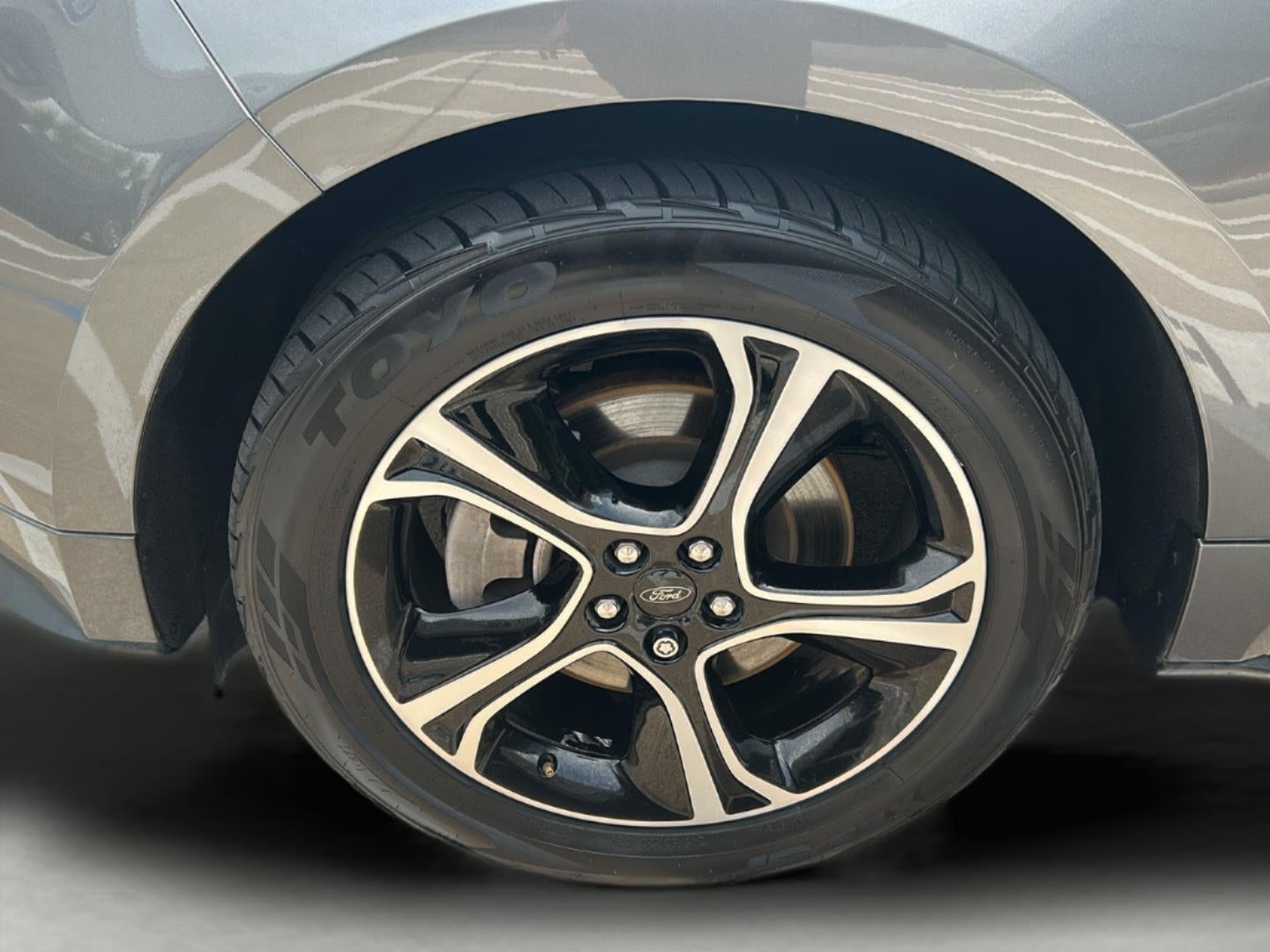 2023 Ford Edge ST