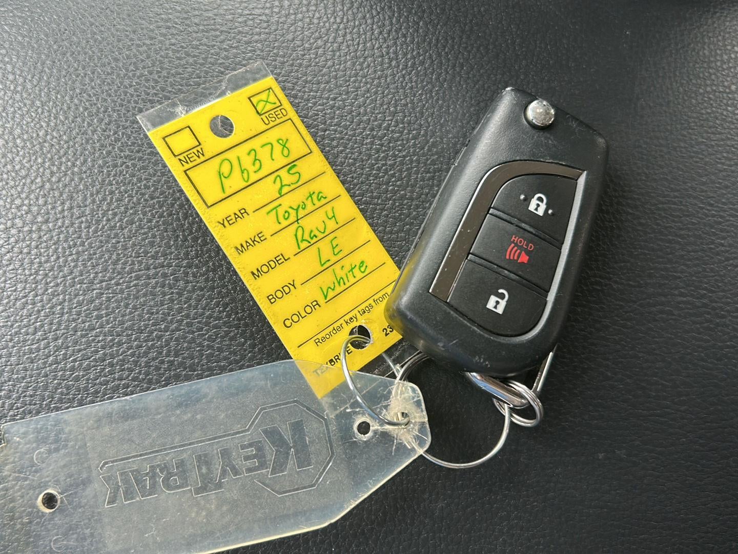 2025 Toyota RAV4 LE