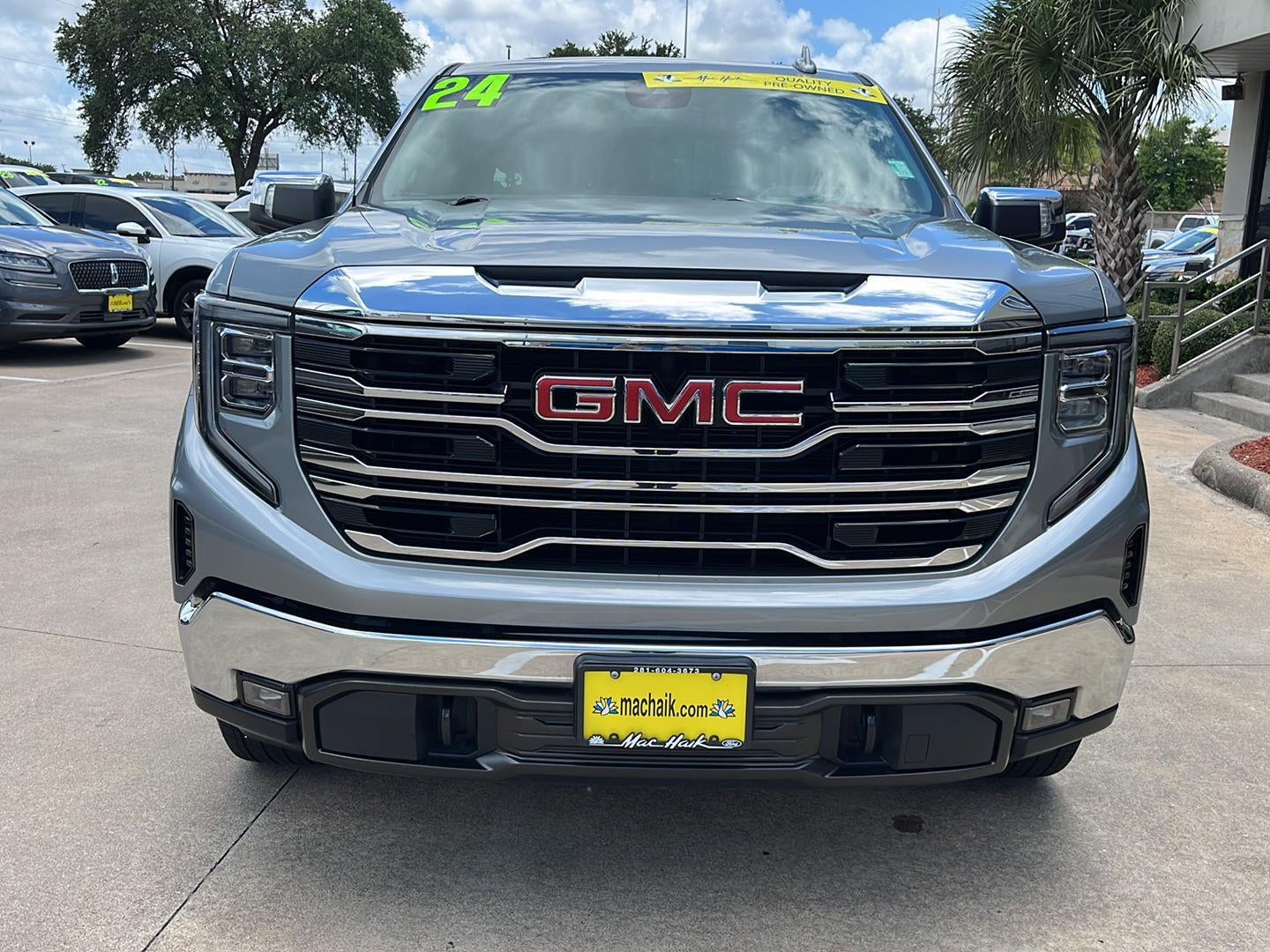2024 GMC Sierra 1500 SLT