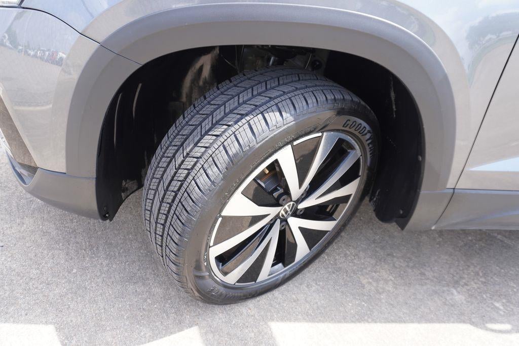 2024 Volkswagen TAOS Base
