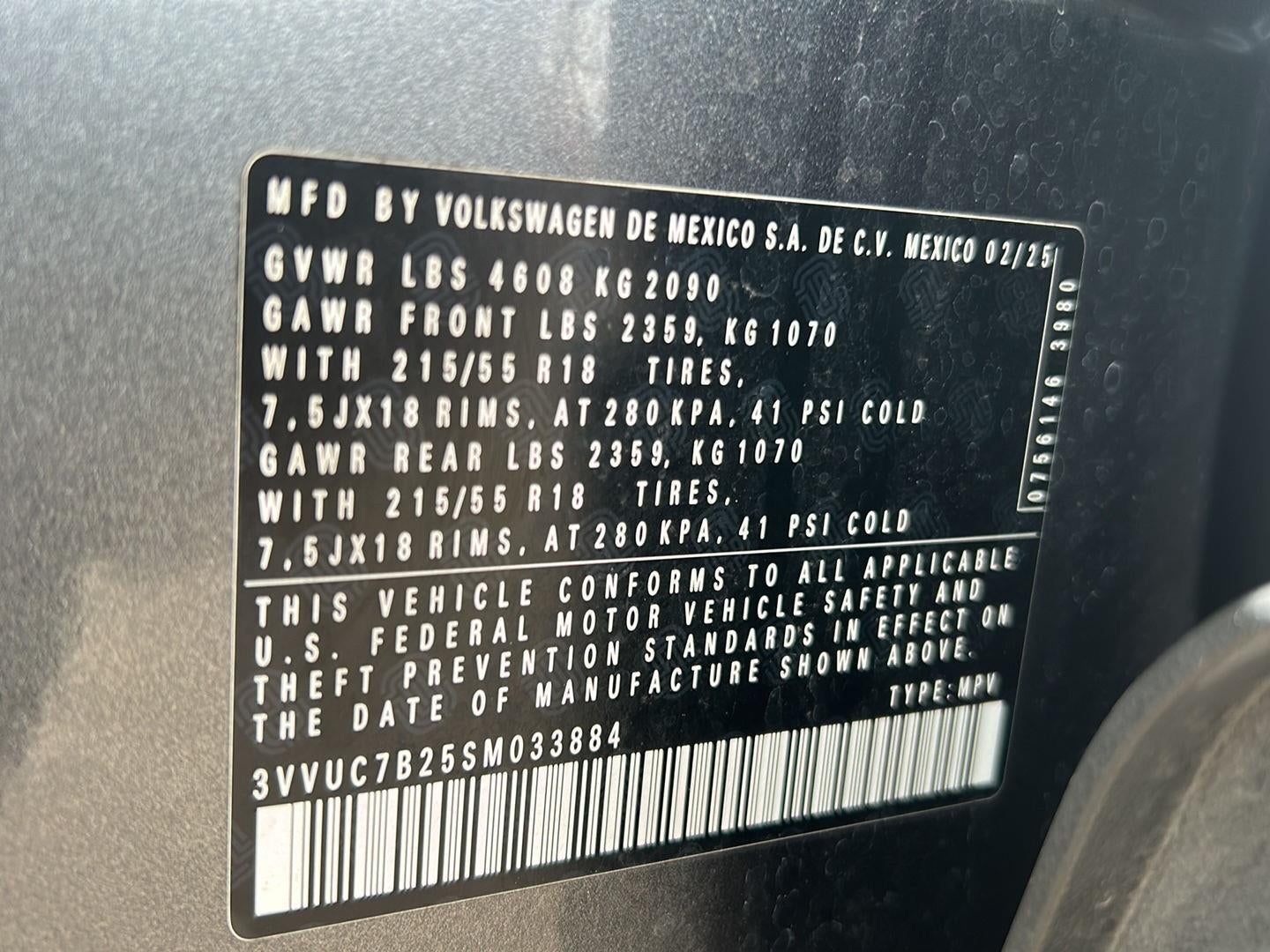 2025 Volkswagen Taos SE