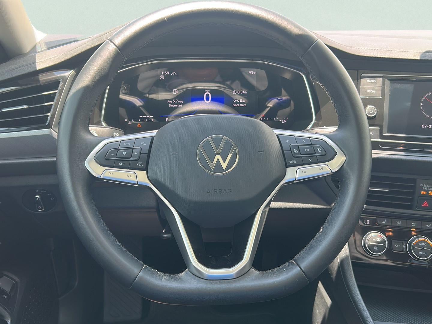 2023 Volkswagen Jetta SE