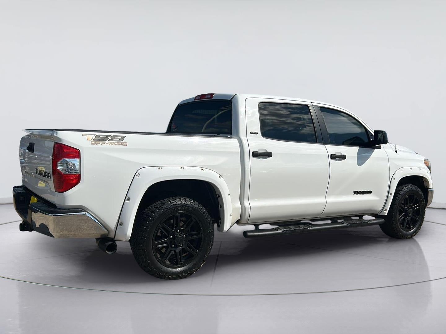 2018 Toyota Tundra SR5