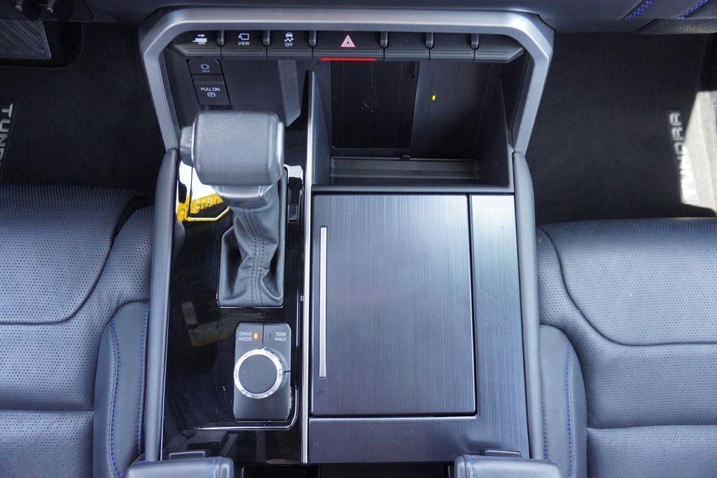 2023 Toyota Tundra Platinum HV