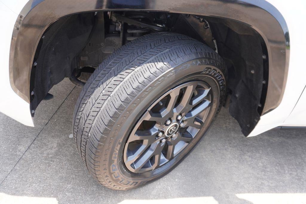 2023 Toyota Tundra Platinum HV
