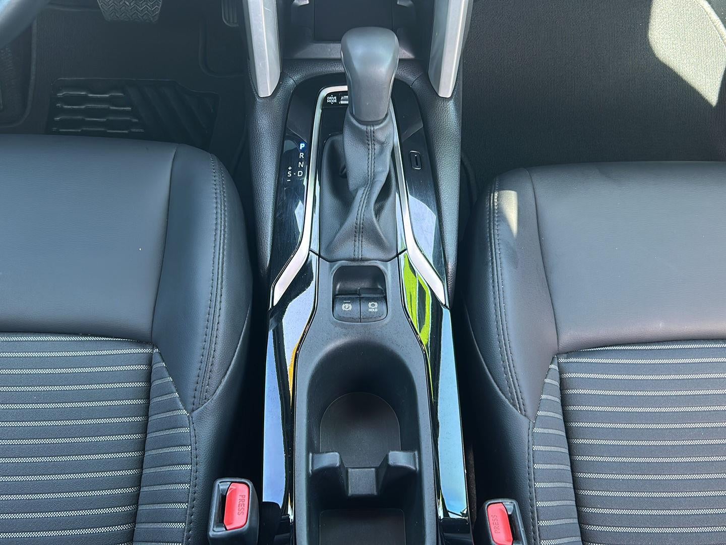 2024 Toyota Corolla Cross Hybrid XSE