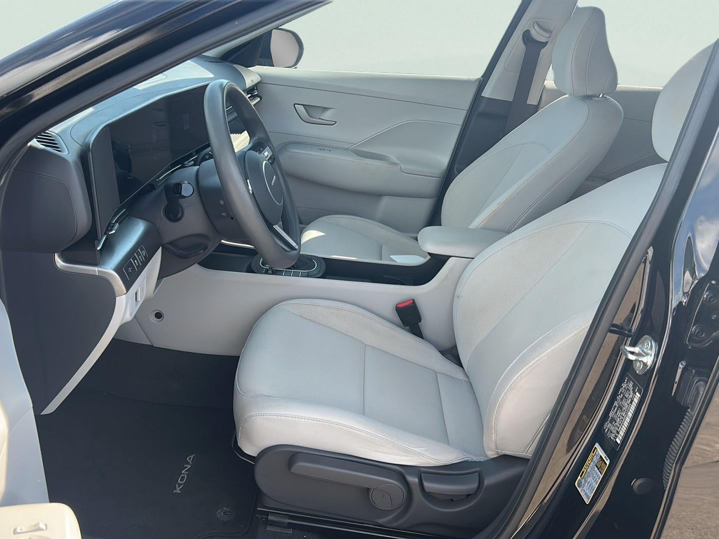 2024 Hyundai Kona SE