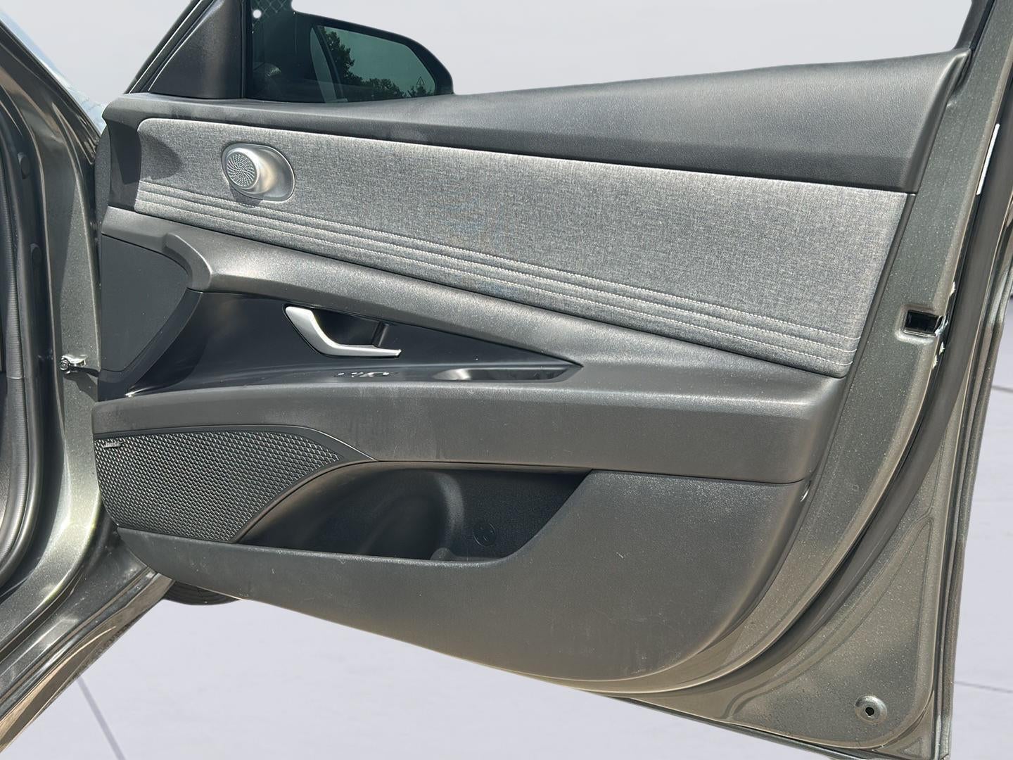 2024 Hyundai Elantra Hybrid Limited