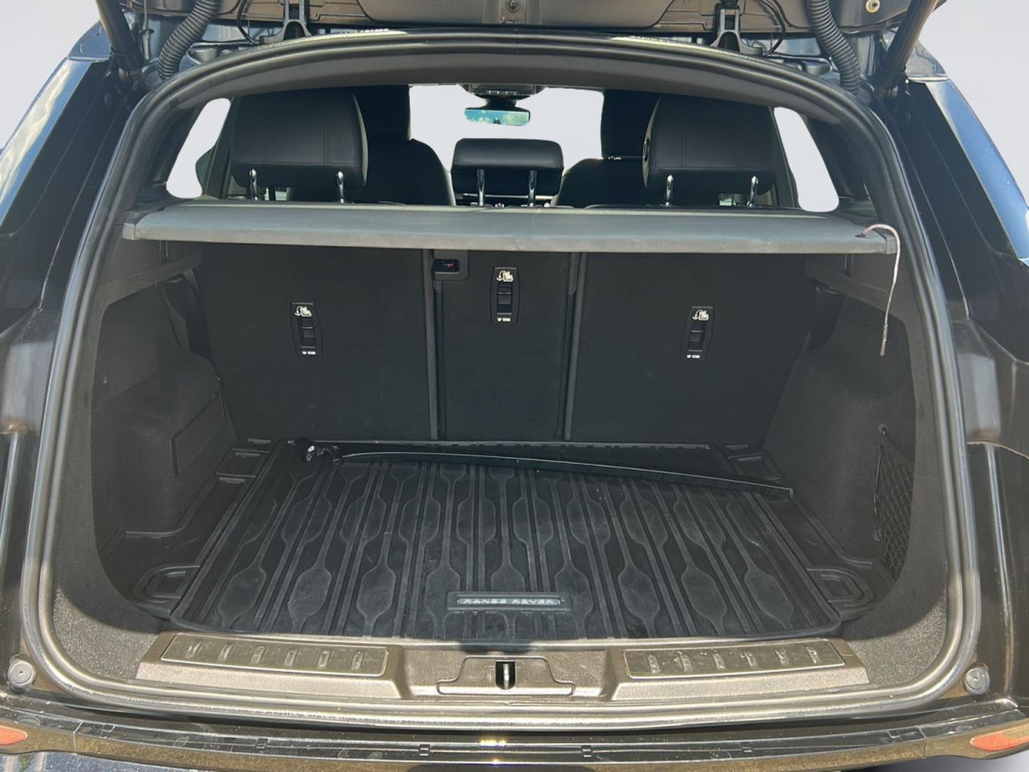 2020 LANDROVER RANGE SE