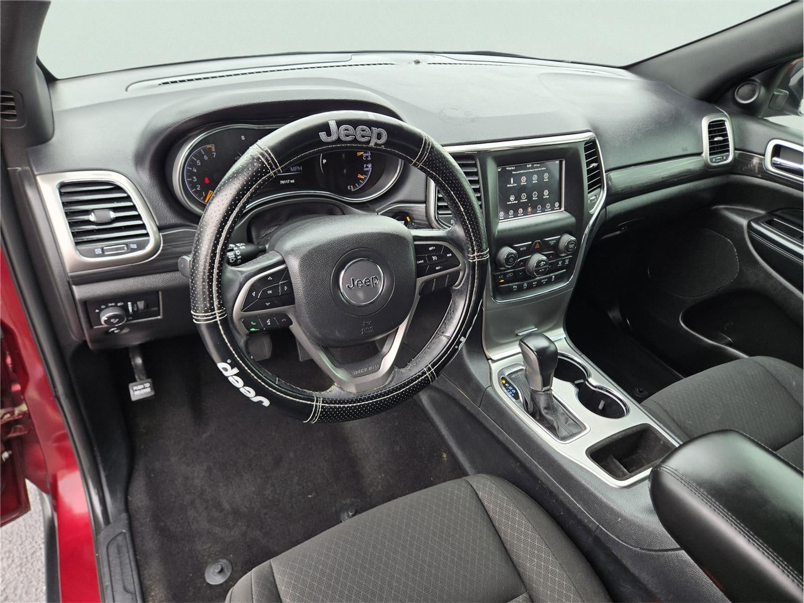 2020 Jeep Grand Cherokee Laredo E