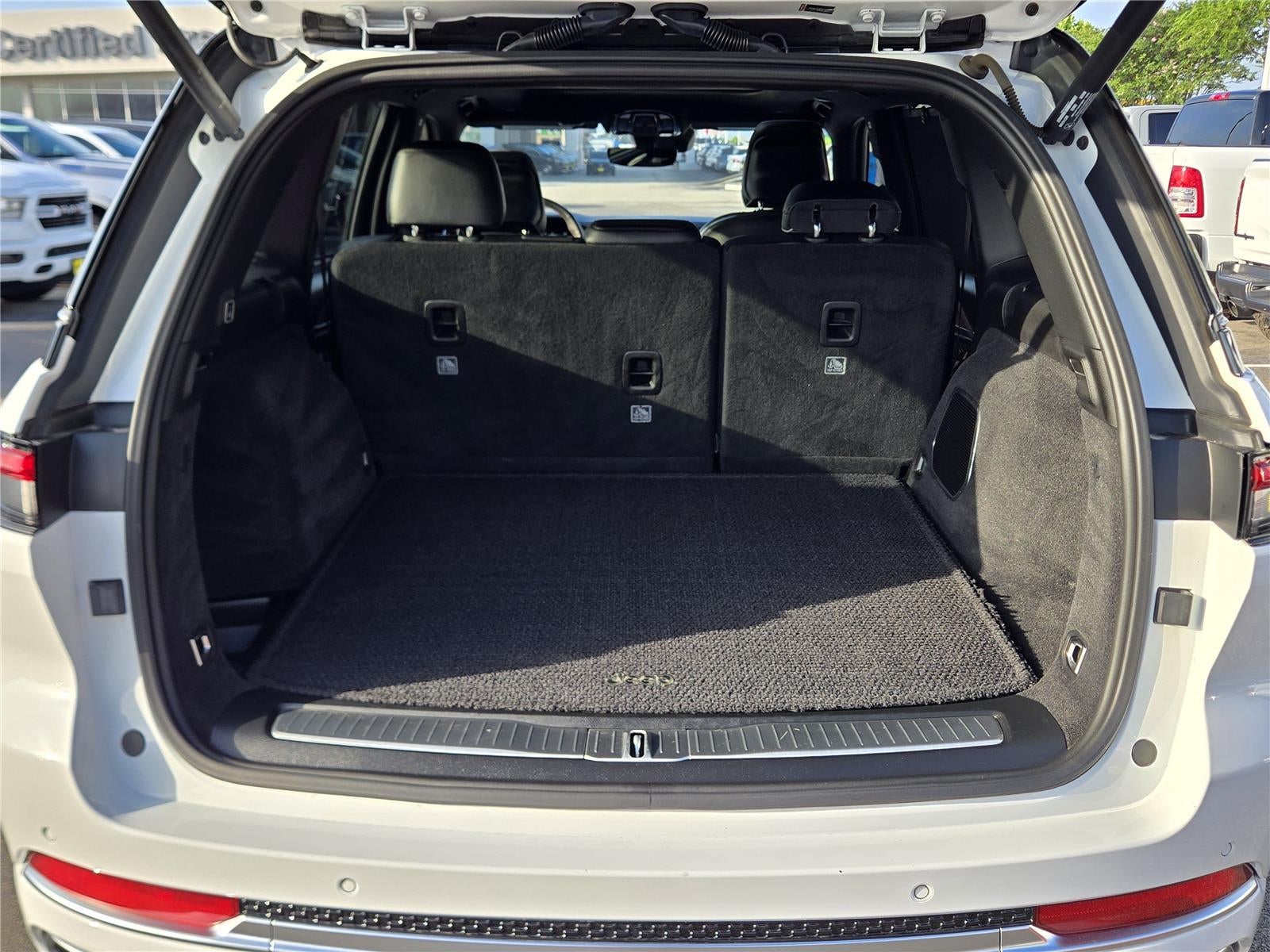 2024 Jeep Grand Cherokee Summit