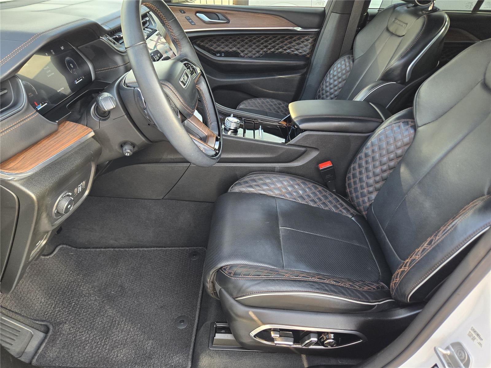 2024 Jeep Grand Cherokee Summit