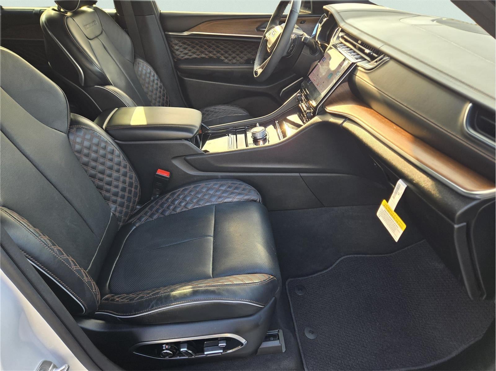 2024 Jeep Grand Cherokee Summit