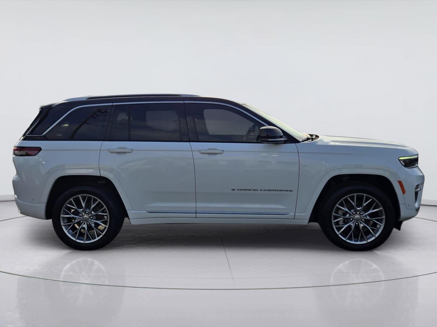 2024 Jeep Grand Cherokee Summit