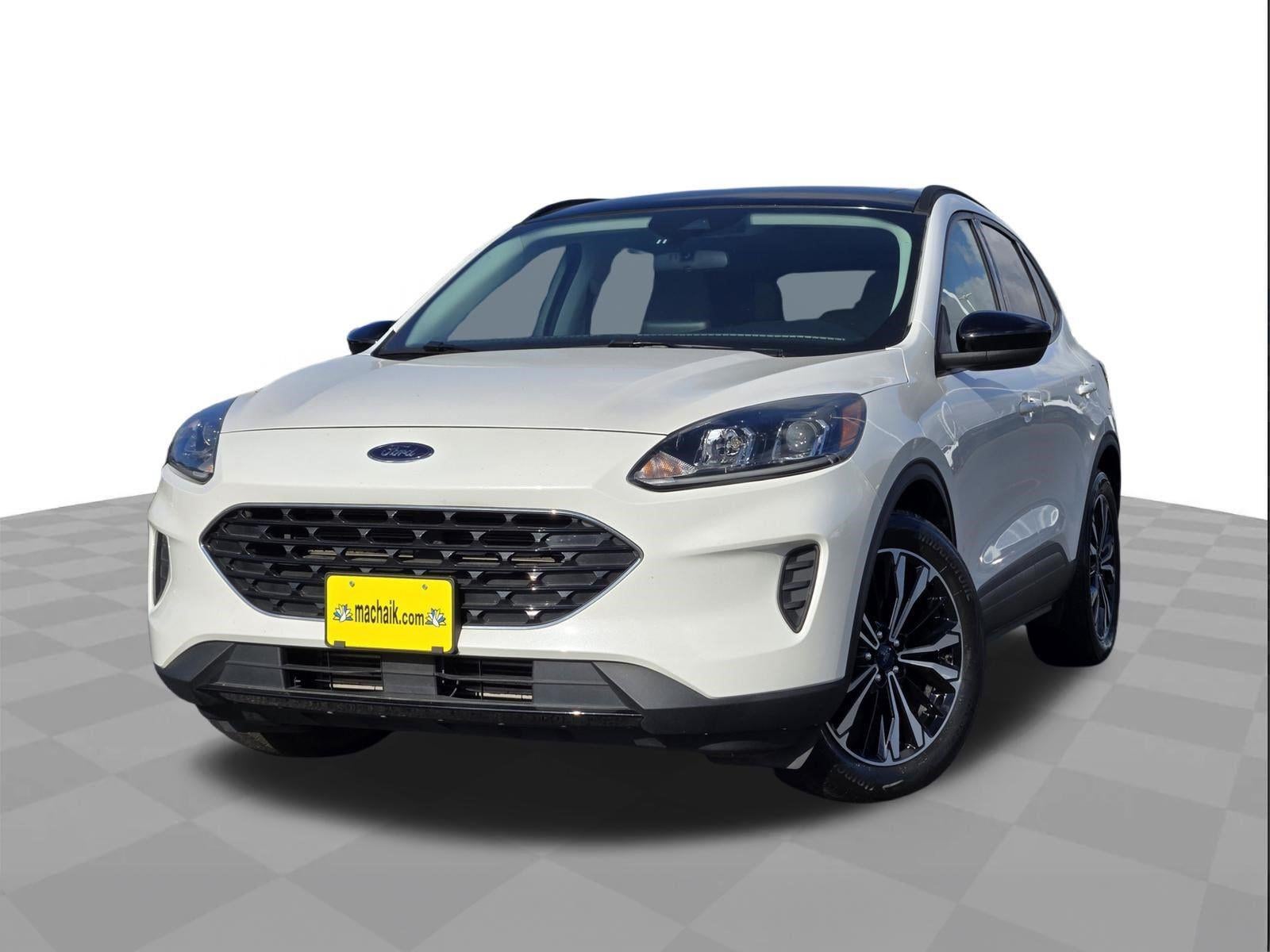 2022 Ford ESCAPE SE