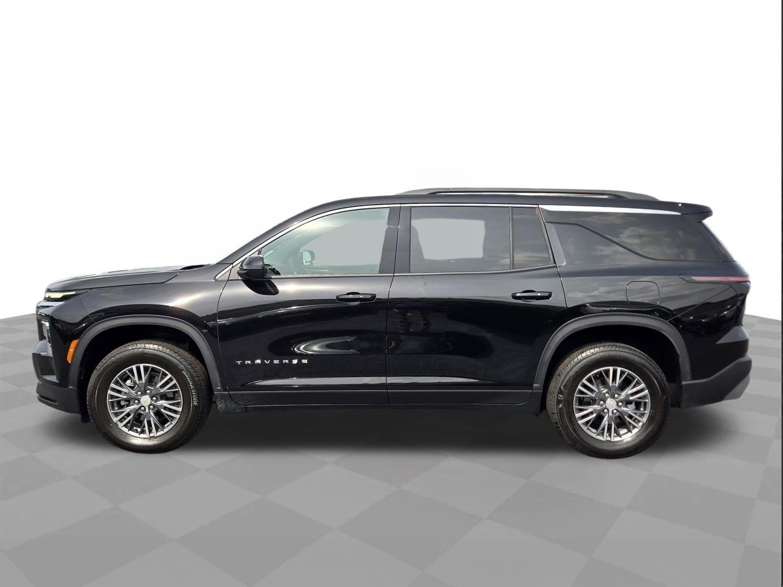 2026 Chevrolet Traverse FWD LT