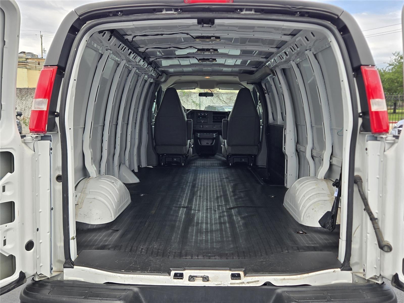 2023 GMC Savana Cargo Van CARGO