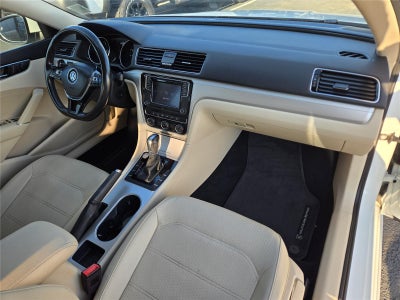 2019 Volkswagen Passat 2.0T Wolfsburg Edition