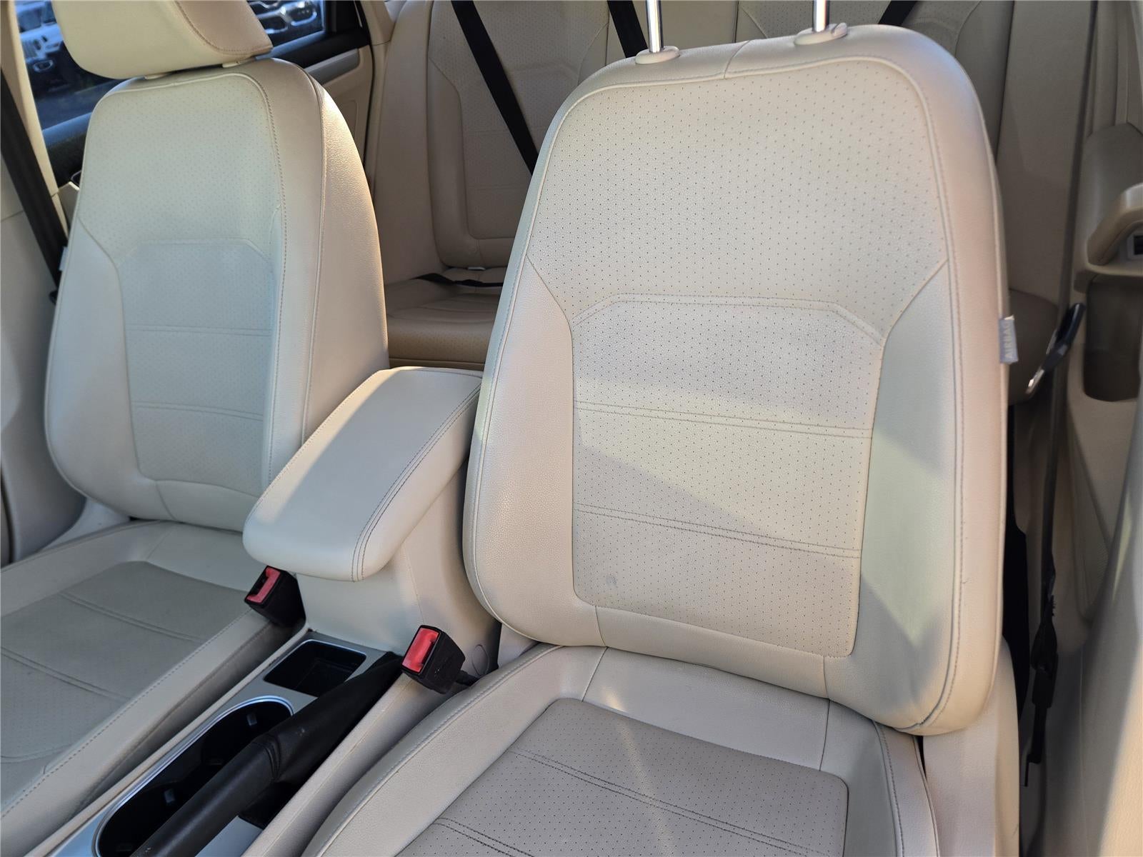 2019 Volkswagen Passat 2.0T Wolfsburg Edition