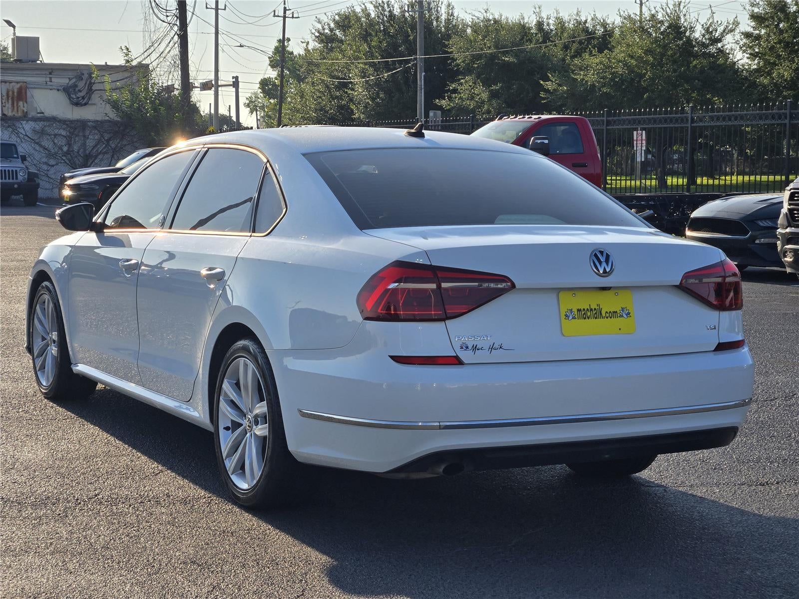2019 Volkswagen Passat 2.0T Wolfsburg Edition