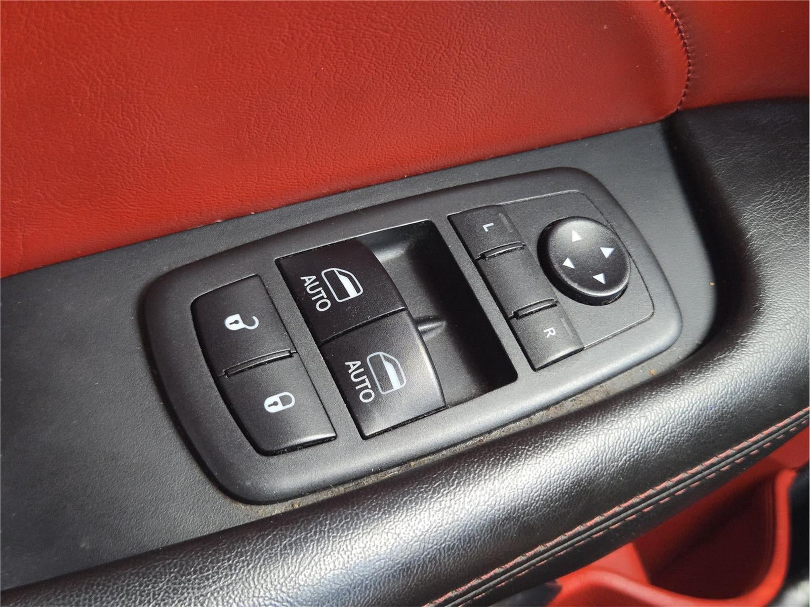 2018 Dodge Challenger SXT Plus