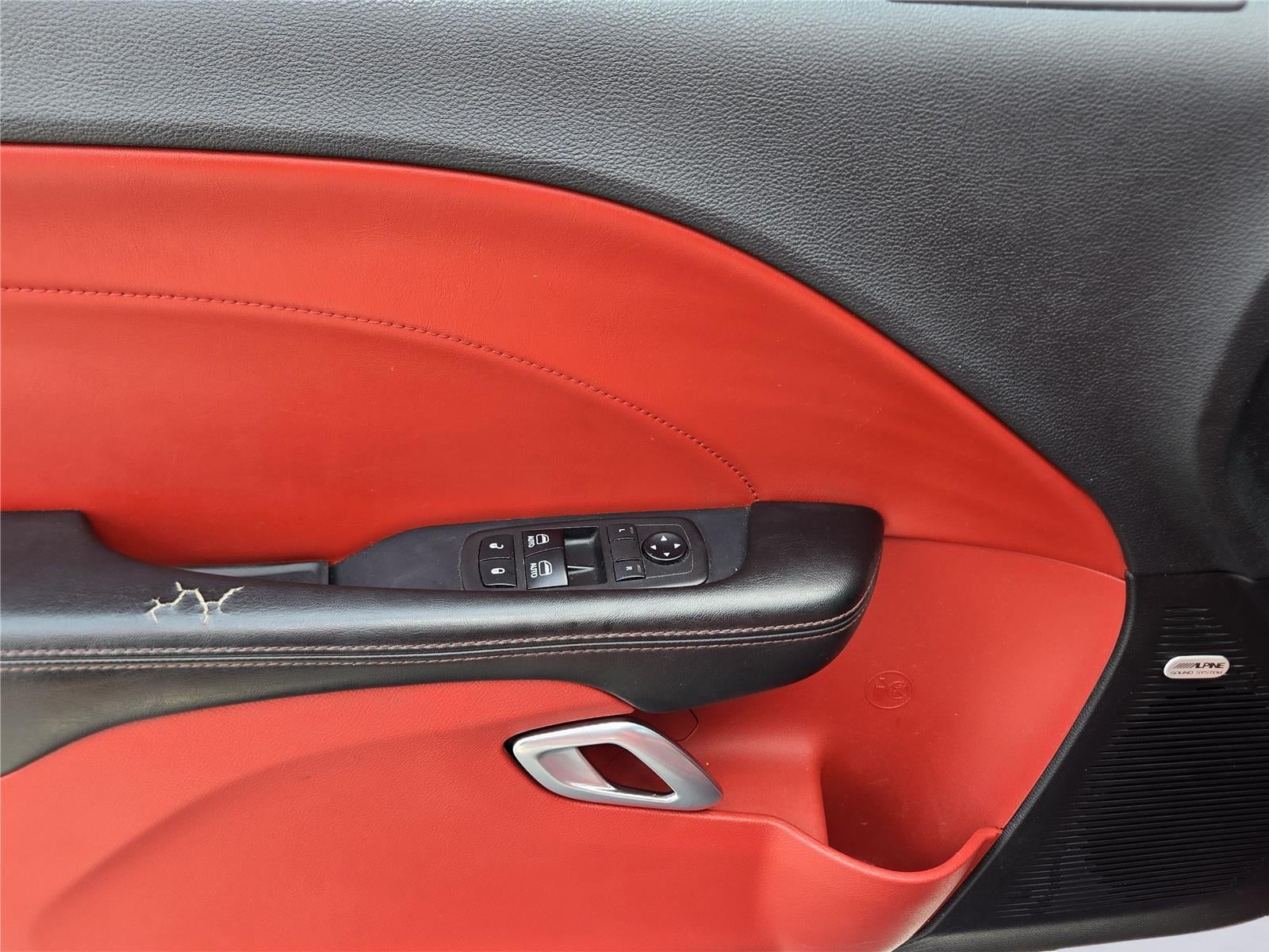 2018 Dodge Challenger SXT Plus