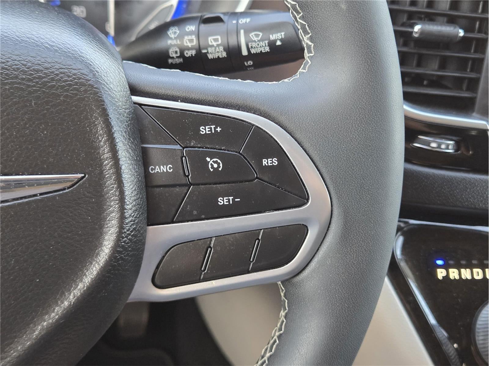 2022 Chrysler Voyager LX