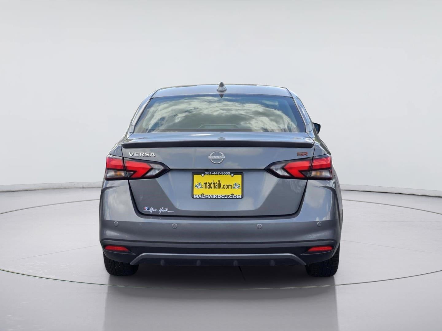 2024 Nissan Versa SR