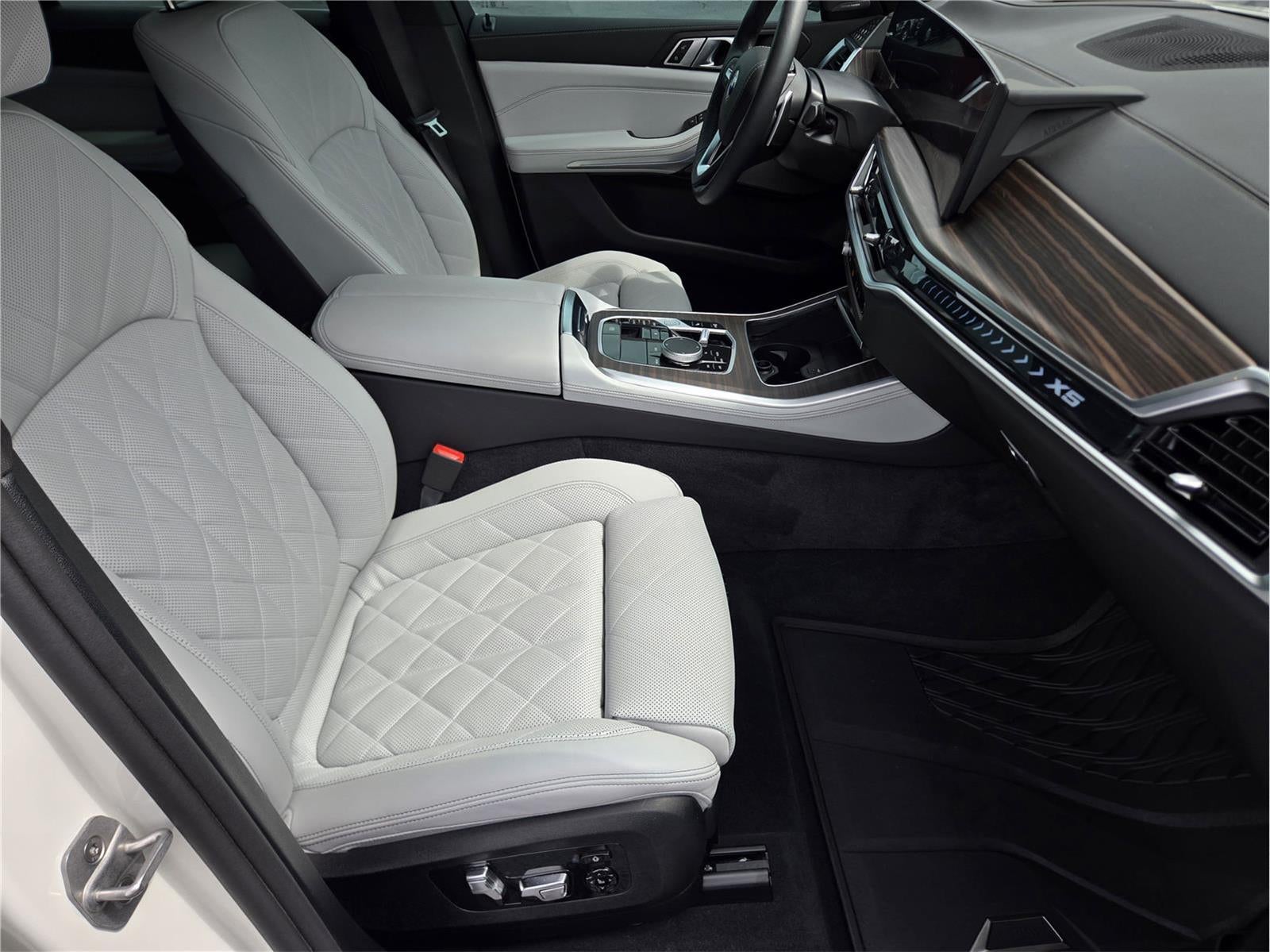 2025 BMW X5 sDrive40i