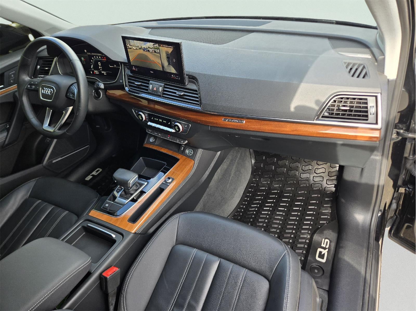 2022 Audi Q5 S line Premium Plus