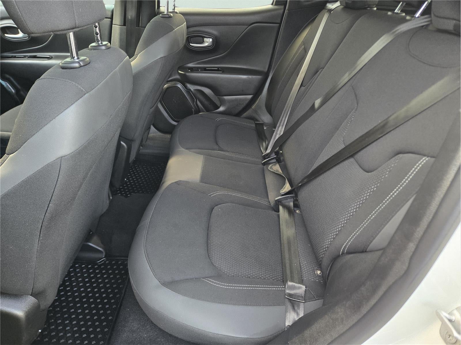 2023 Jeep Renegade Altitude