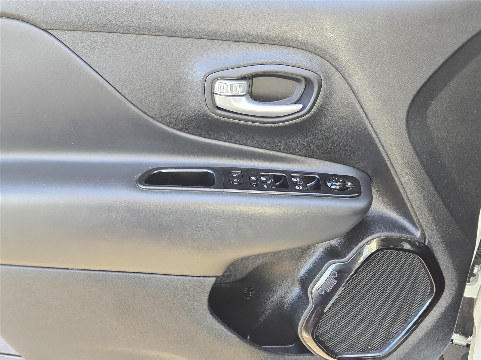 2023 Jeep Renegade Altitude