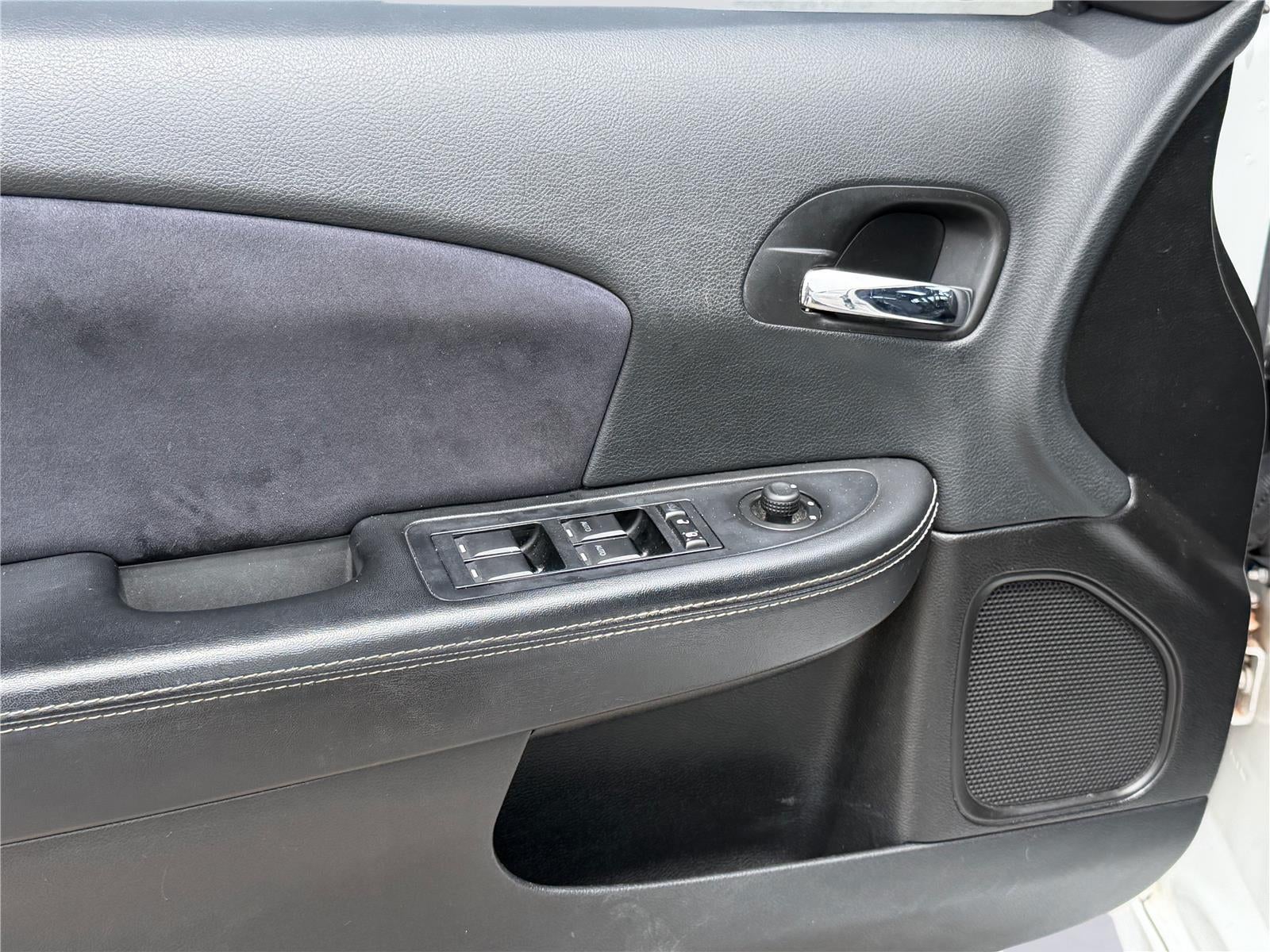 2014 Chrysler 200 Limited