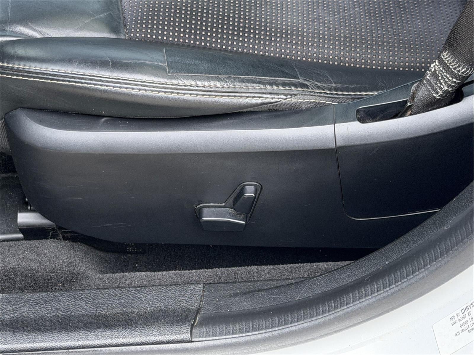 2014 Chrysler 200 Limited