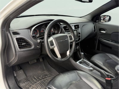 2014 Chrysler 200 Limited