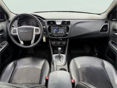 2014 Chrysler 200 Limited
