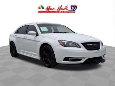 2014 Chrysler 200 Limited