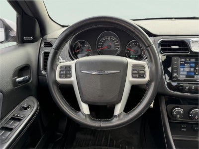 2014 Chrysler 200 Limited