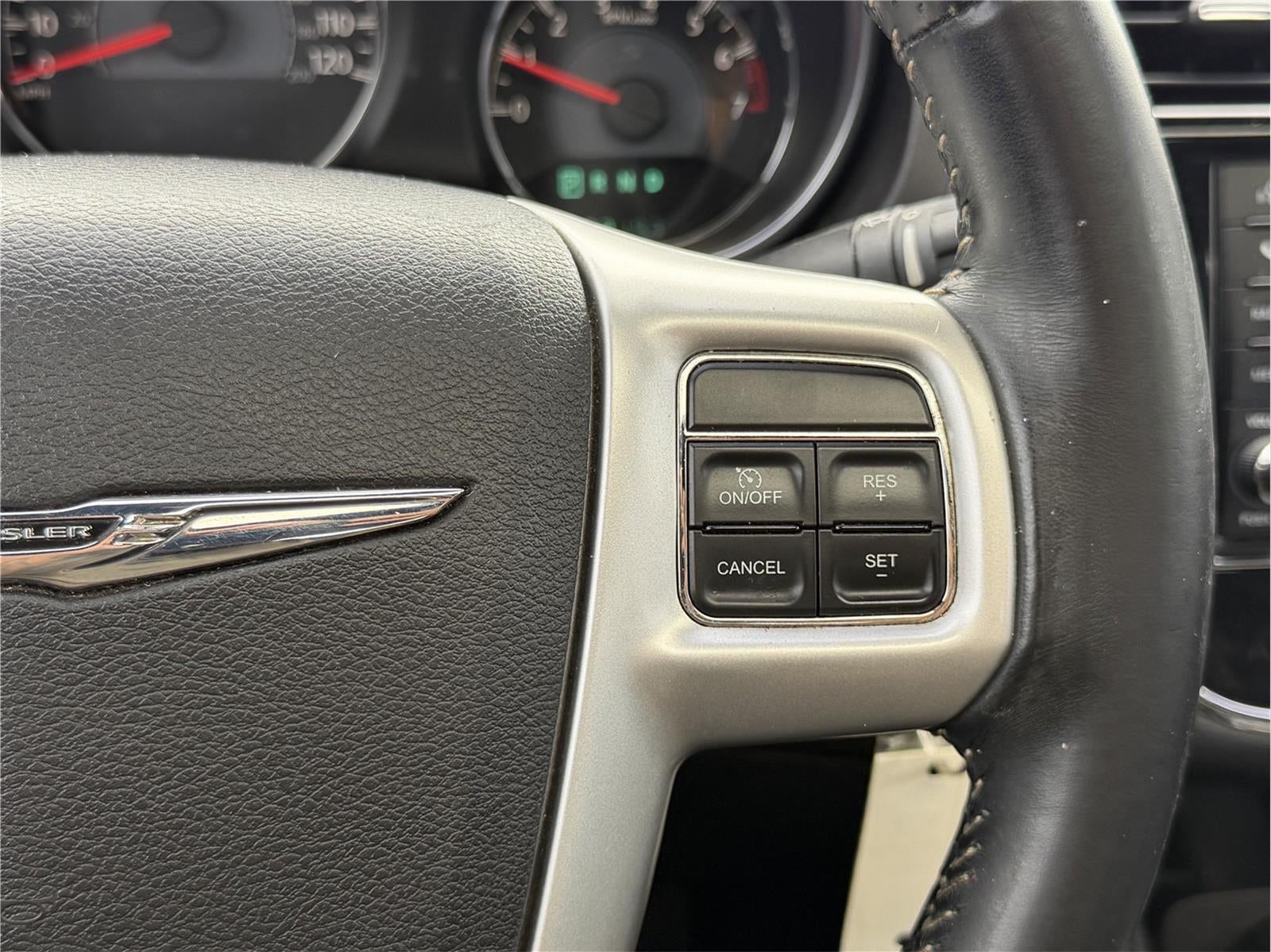 2014 Chrysler 200 Limited