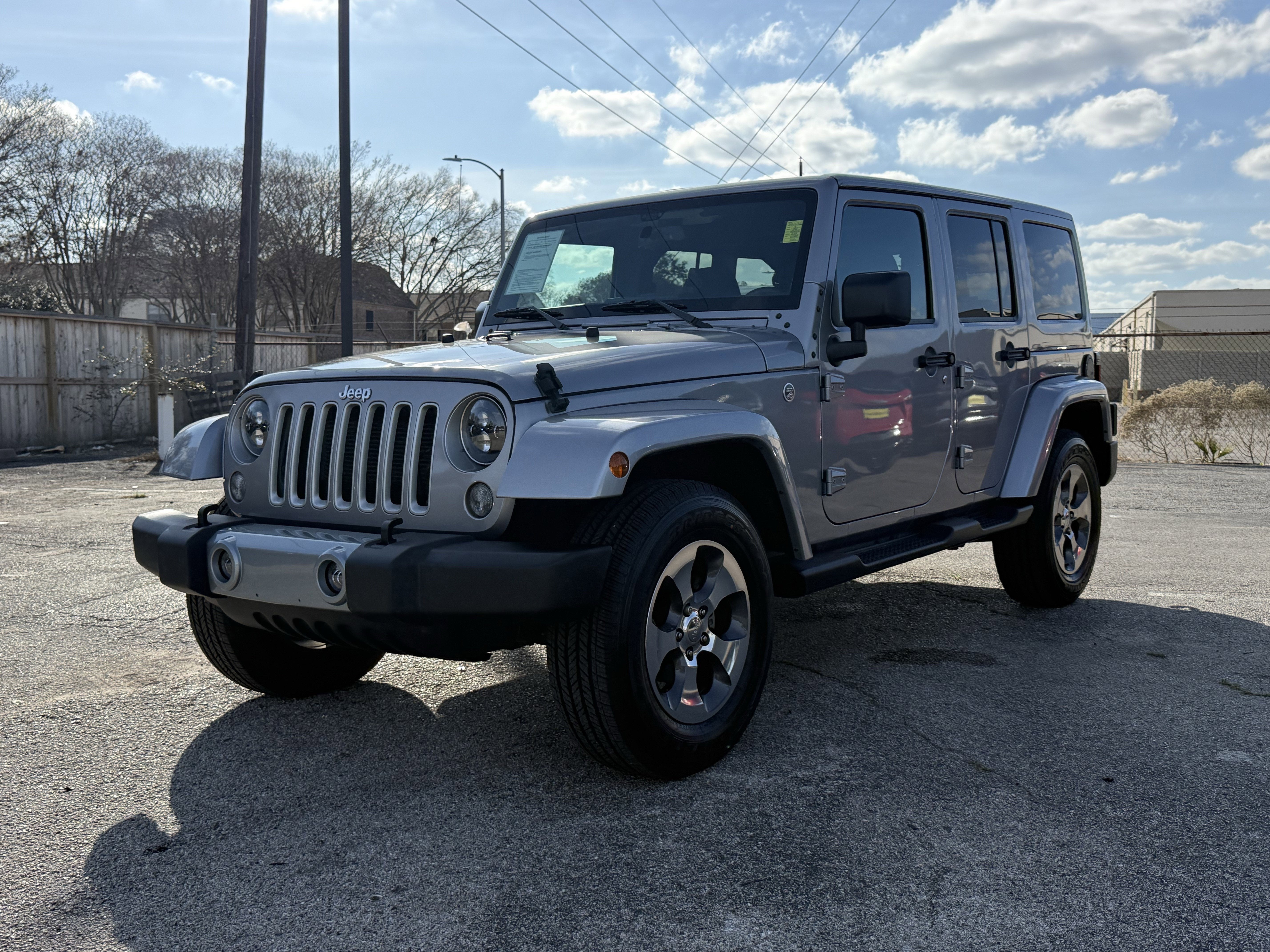 2016 Jeep Wrangler Unlimited Sahara