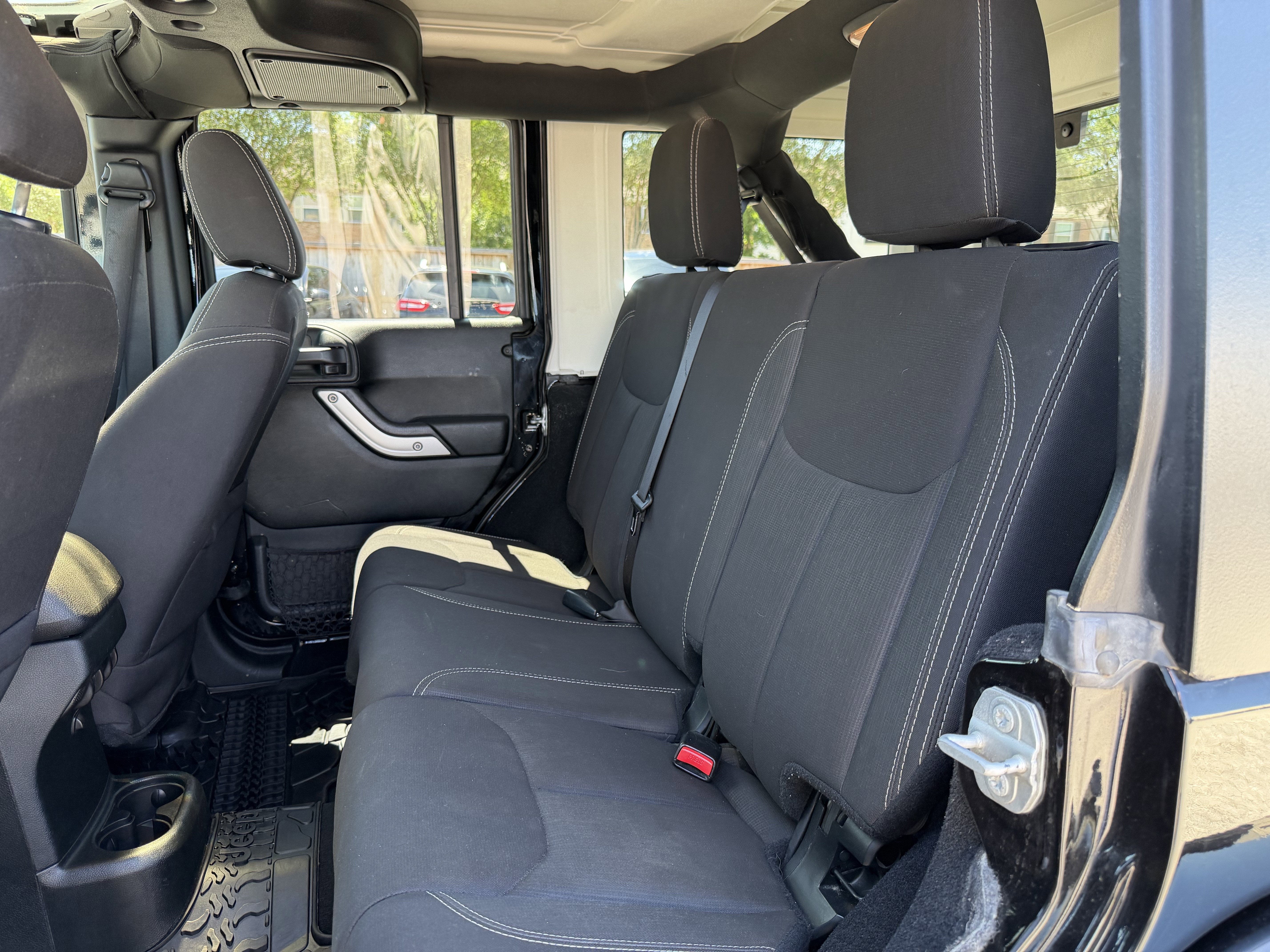 2018 Jeep Wrangler JK Unlimited Sahara 4x4