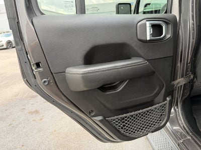 2023 Jeep Wrangler 4-Door Sahara 4x4