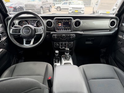 2023 Jeep Wrangler 4-Door Sahara 4x4